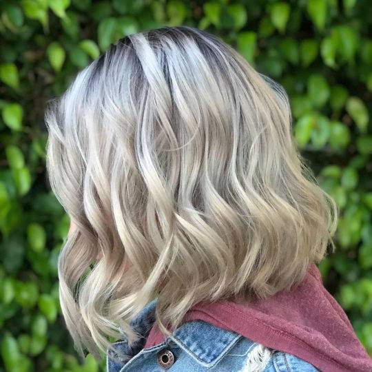Las 3 mechas rubias infalibles para reavivar tu pelo corto 