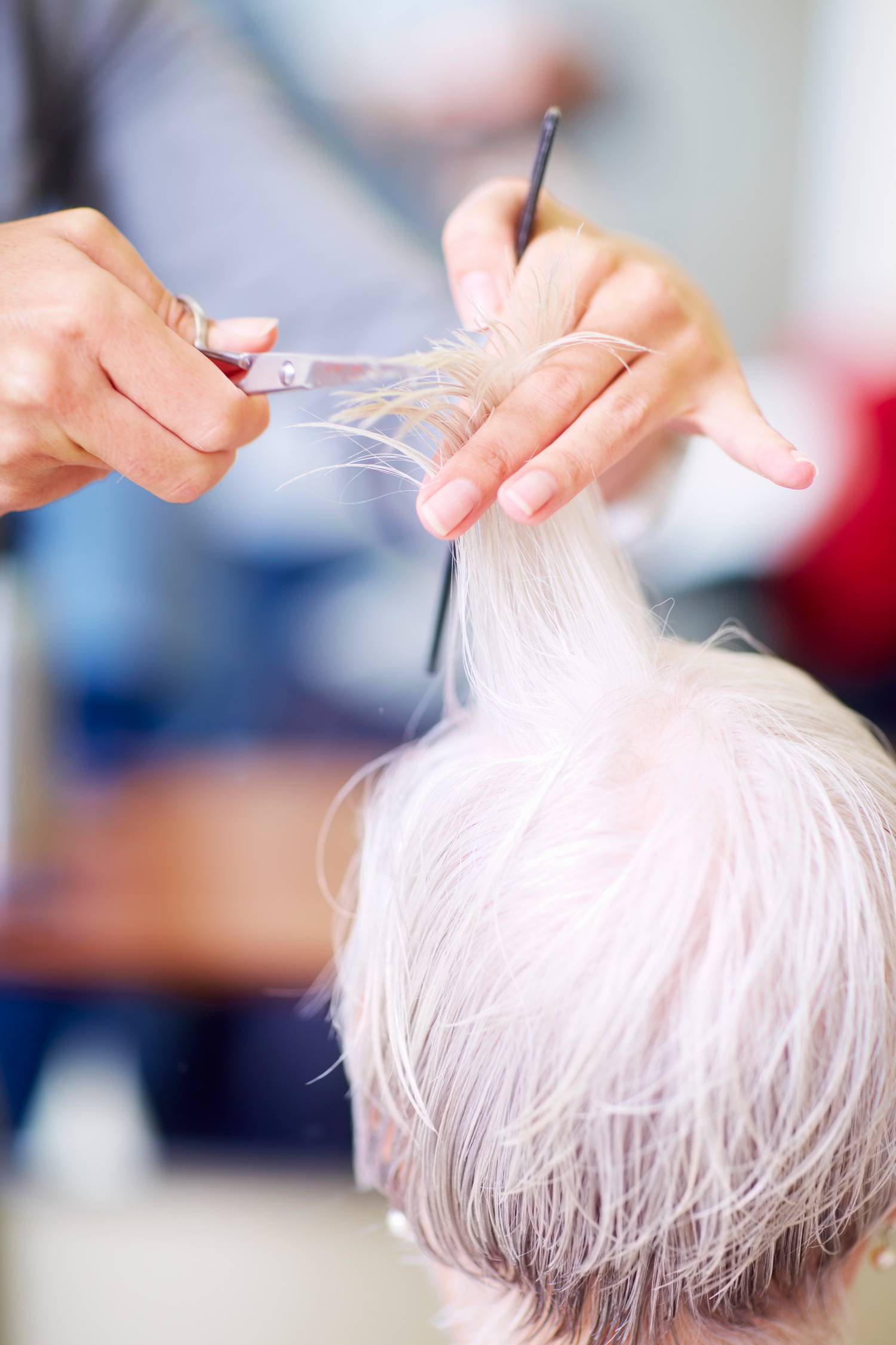 Silver fox: ¡enorgullécete de tu cabello blanco!
